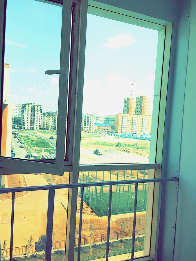 Vesna Apartments In The Center Astana Exterior photo